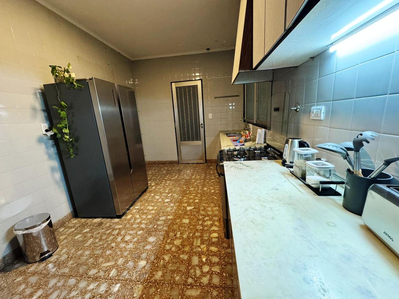 Casa Zona Residencial , Pileta, Garage Doble Y Quincho Con Parrilla